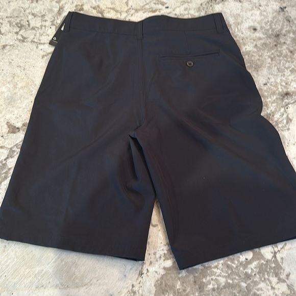 Under Armour athletic shorts - Picture 4 of 5